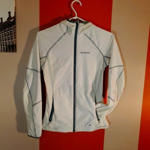 Columbia Women's Rain and Wind Jacket
